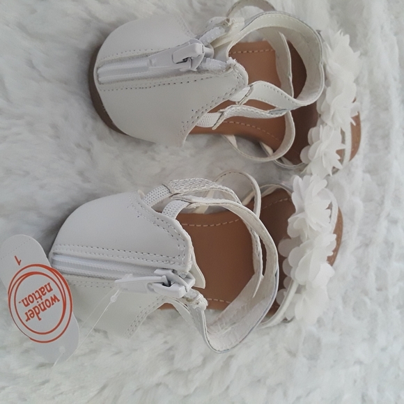 Wonder Nation Child Slippers - Picture 3 of 5